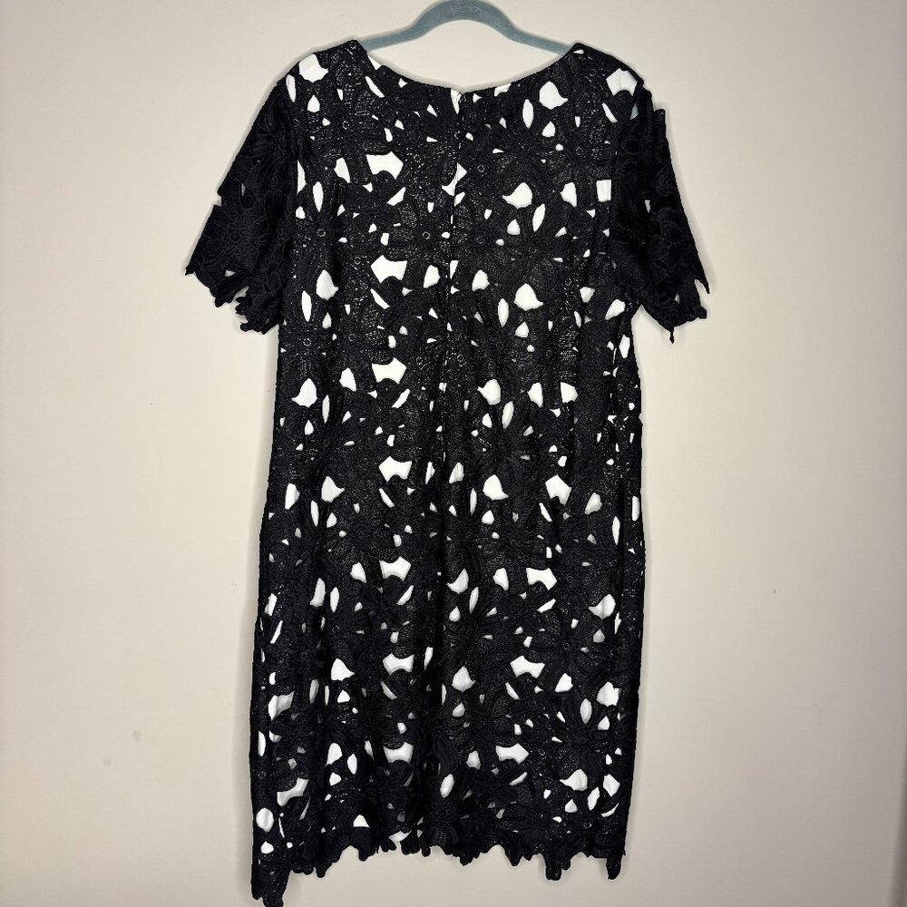 Calvin Klein Black Floral Lace Short Sleeve Dress Size 16 16W Plus Women's NWT - Picture 3 of 7